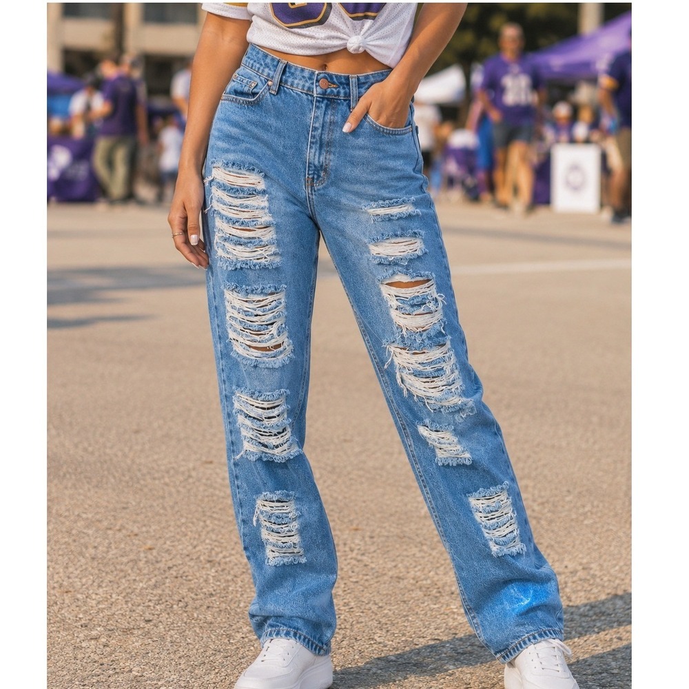 Fashion Nova Womens Size 14 Distressed Ripped Boyfriend Jeans Medium Wash B1346